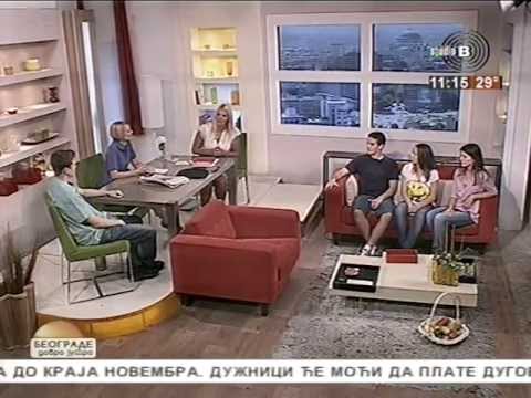teenage television - Prilog koji prikazuje kako izgleda iztraživačko novinarstvo. U izradi je, izmedju ostalih, ucestvovala i moja starija unuka, Adrijana Dada Puaca, koja i govo...