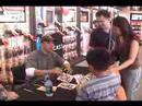 Dat Nguyen Signs Autograph