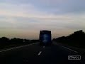un car sur l'autoroute rabat vers casa qui fait du 120 km/h (au moins). video prise au niveau de mohamedia le 10 fevrier 2008.

et apres les autoroties nous dirons que les accidents ne concerne pas les transports en communs. 
les gendarmes etaient a 1 km et je vous assure que le car est passe a cote sans etre inquieter