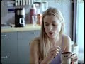 El amor es ciego - Comercial
