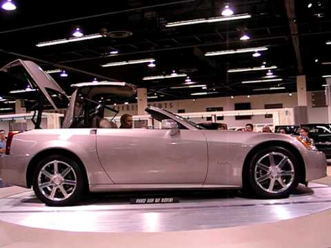 2004 Cadillac XLR Putting the Top Up