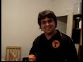 Aprendendo a usar o banheiro na casa do Torremo