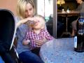 videos de Marlow drinkin' bubbles in Basel