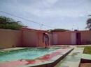 La piscina del apartamento 2