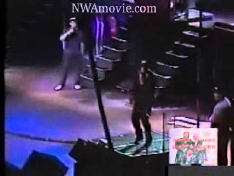 N.W.A. Straight Outta Compton (Live 1989 )