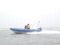 de blauwe speedboot