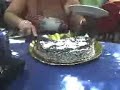 Cortando o Bolo de Aniversário ! Cortando o Bolo de Aniversário !