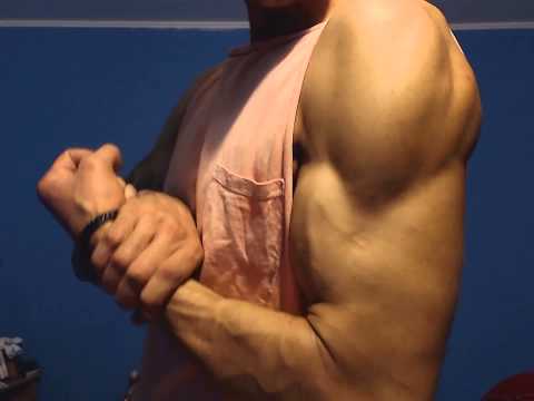 MuscleGod FLEXING