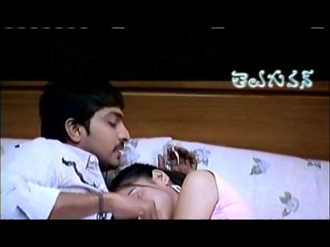 godava, shradda arya, romantic scene, telugu, language, teluguone