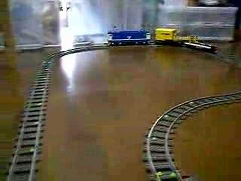ソ80を牽引する、EF65 （LEGO）