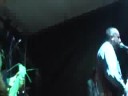 LLEGANDO LOS MONOS - SE TE FUNDE LA CABEZA (EN VIVO)