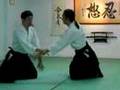 合氣道座姿斜打技法