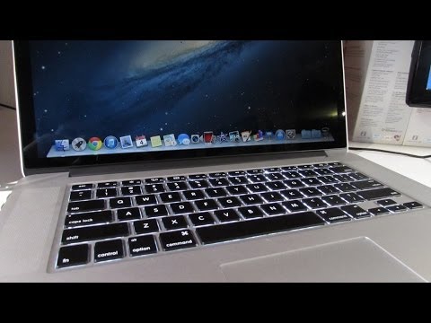 Apple Macbook pro Unboxing - I have no words, other than enjoy the video and I LOVE THIS COMPUTER HOLY CRAP.