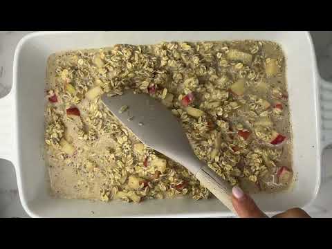 High-Protein Baked Apple Oatmeal Bake