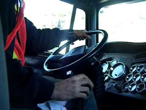 how to drive a kenworth