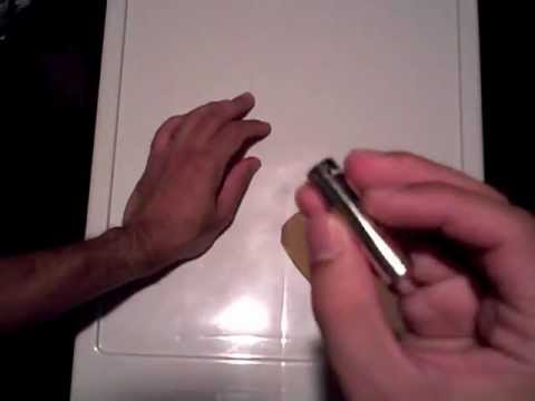 how to clean battery leak in electronic device