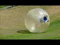 alice et Tom dans un zorb en Nouvelle Zelande