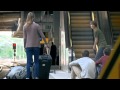 Achtung am Bahnsteig - Koffer