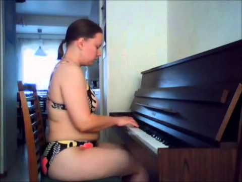 how to pull off a bikini when you're fat