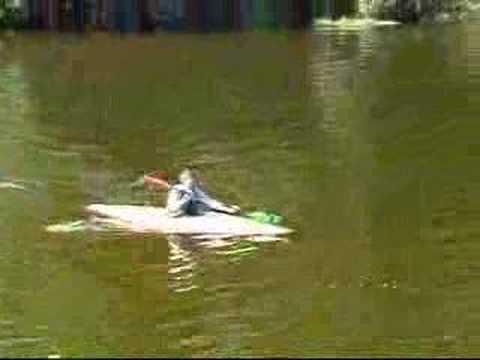 Kayaking on the River Severn ...