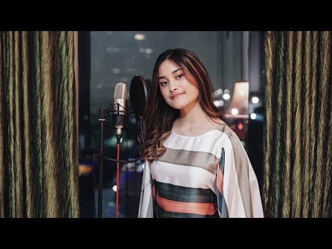 NAFF - KENANGLAH AKU ( cover by TIVAL SALSABILA )