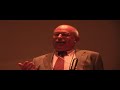 Ponencia estelar del gurú del MD español, Joost Van Nispen, sobre una vuelta a las raices del buen marketing directo. Ofrecida en la DMA07. Parte I. Parte II falta aquí por agotamiento de las baterías de nuestra cámara tras tanta ponencia trascendente aquel 15.10.2007 en la DMA de Chicago. Pero en el Rethink de Barcelona, en vivo si desea, en marzo 2008 puede asistir a la parte II de esta gran ponencia.Cuando Joost comienza su charla con aquello de 