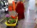 videos de Lama Zopa Rinpoche shopping for offerings