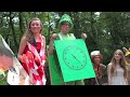Click here to watch this video 2012 Alice, Grote Gekke Theevisite .mov