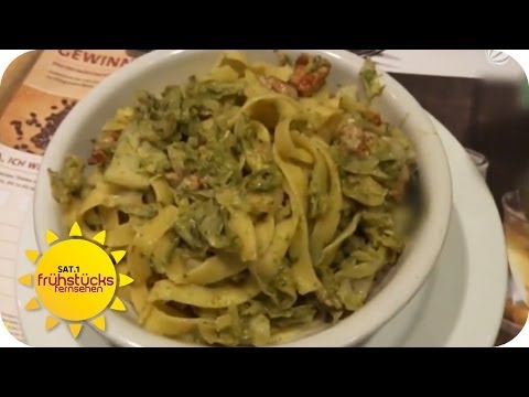Mirko Reeh: Essen an deutschen Flughäfen im Check | ...