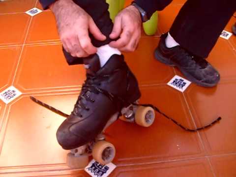 Como atarse correctamente la bota de ... Como atarse correctamente la bota de ...