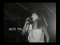 claudia cunha interpretando belo horizonte (campe� de 1988) e pato magro (concorrente em 89), ambas de donato sarmento e rildo medeiros