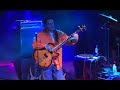 Brian Bromberg \"By The Fireplace\" Piccolo Bass Solo. Brian Bromberg \"By The Fireplace\" Piccolo Bass Solo.