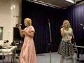Don't go breaking my heart in het frysk - Klaske O & Nynke S