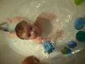 videos de Louna et le bain.. l'éclate !!