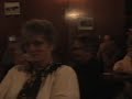 et pour ne pas changer, c'est encore de la chanson � r�pondre et bisser en choeur! 

pour une version plus pro avec le groupe 