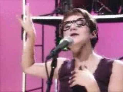 Ximena Sariñana: Volare