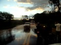 RIACHO TRANSBORDA E INVADE RODOVIA EM TIRADENTES / MG