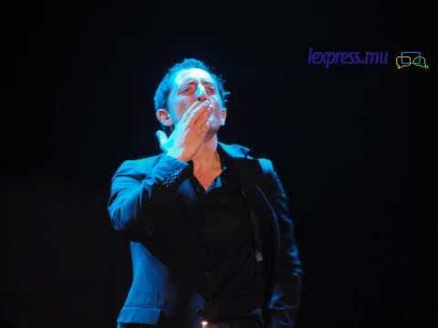 Extrait du 'One Man show' de Gad Elmaleh à Maurice