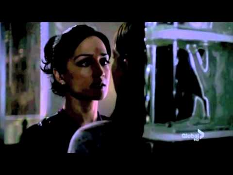 The good wife - Kalinda and Lana (Lesbian kiss)