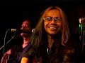 May - Gadis Bertudung Putih (Live &amp; Unplugged Planet Hollywo