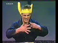Mistrz karate przedstawia.