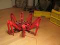 Eight Legs Robot Spider walks - Roboterspinne läuft