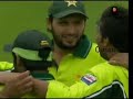 Mohammed Asif removes Trescothick.