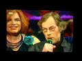 Debby & Nancy helpen Erik Van Looy aan een date