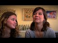 De GSR in Rijswijk is een kleine middelbare school waar iedereen elkaar kent. Het wij-gevoel is sterk door het geloof in God en leuke activiteiten.

In deze film worden een aantal leerlingen gevolgd tijdens hun dagelijks leven op school. Allemaal nemen ze deel aan de selectietraining voor het jaarlijkse volleybaltournooi. Wie zal meneer de Koning dit jaar meenemen naar Assen?

Naast het volleybaltournooi spelen ook dagelijkse dingen. De onvoldoende die Elianne heeft voor Frans, de nominaties voor best geklede leerkracht, het schoolfeest, het voeren van de dieren in het biologielokaal, Marlindes vragen over de hemel en de nieuwe kniebeschermers voor Jannieke.

Op de GSR in Rijswijk word je als leerling gekend en erkend.