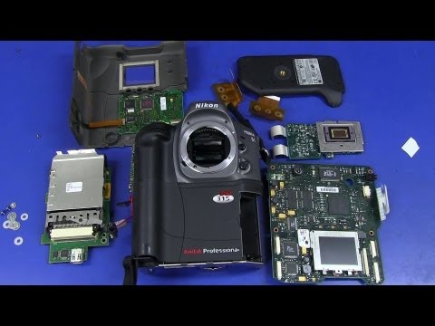 kodak - Inside the worlds first Digital SLR camera with rear LCD and inbuilt JPEG processing, the 1998 vintage Kodak DCS315, based on the Nikon Pronea 6i film SLR ca...