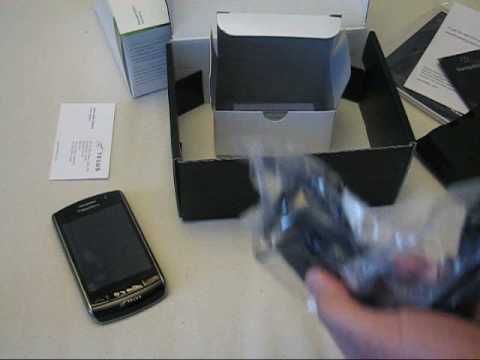 Unboxing BlackBerry Storm 9530 0 Unboxing BlackBerry Storm 9530