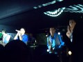 Un Idiota - Alacranes Musical en vivo