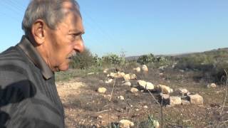 חסין מבארכי - כפר אלנָהְר \  حسين مباركي لاجئ من قرية النهر \ Huseen Mbarki - Refugee from al-Nahr חסין מבארכי - כפר אלנָהְר \  حسين مباركي لاجئ من قرية النهر \ Huseen Mbarki - Refugee from al-Nahr