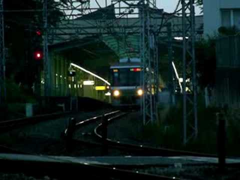 東京メトロ06系通過～。